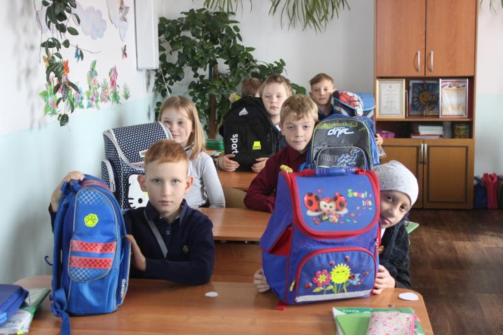В Лесосибирске учащиеся православной гимназии присоединились к акции «Сверкаем вместе!»