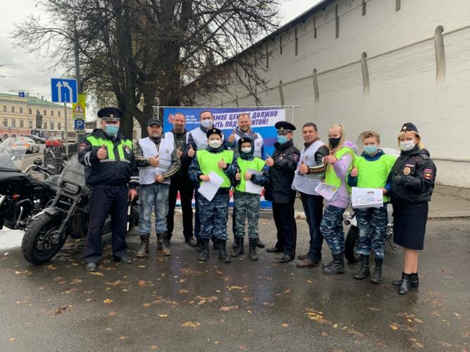 В Ярославле прошла профилактическая акция «Пристегни самое дорогое»