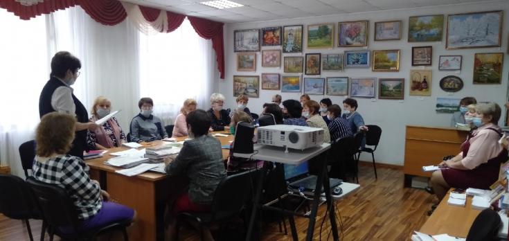 Семинар библиотекарей с обсуждением вопросов дорожной безопасности прошел в Вожегодском районе
