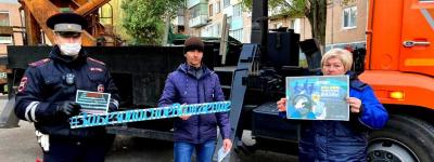 В Белгородской области водители специальной техники призвали ответственно относиться к дорожной безопасности