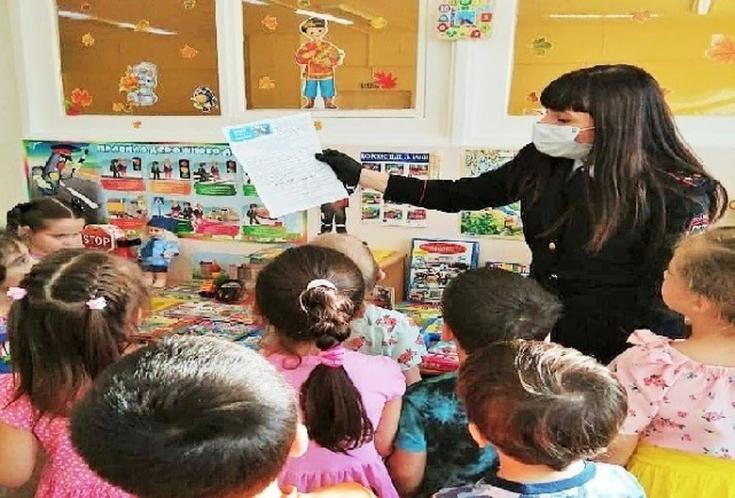 ЮГОРСКИЕ ШКОЛЬНИКИ ИЗУЧАЮТ ПДД