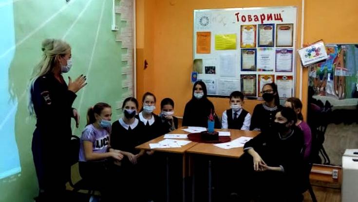 В Белгородской области автоинспекторы открыли детские клубы дорожной безопасности