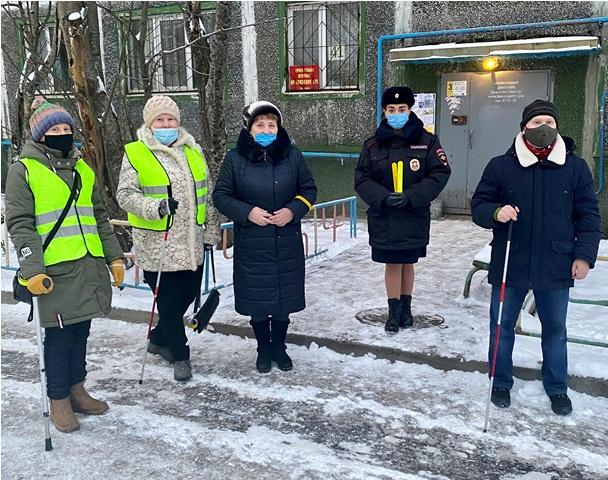 В Мурманске сотрудники Госавтоинспекции провели акцию «Белая трость»