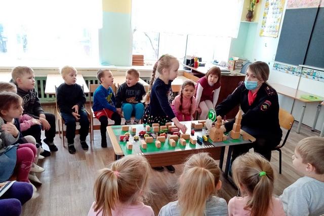 Интерактивные уроки дорожной безопасности прошли в детских садах Волгореченска