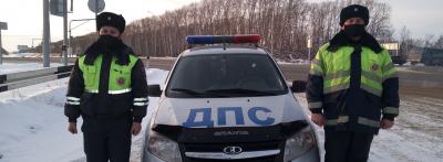 В Новосибирской области сотрудники Госавтоинспекции предотвратили пожар в частном доме