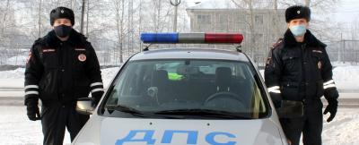 Жительница Красноярского края поблагодарила сотрудников Госавтоинспекции за помощь на дороге