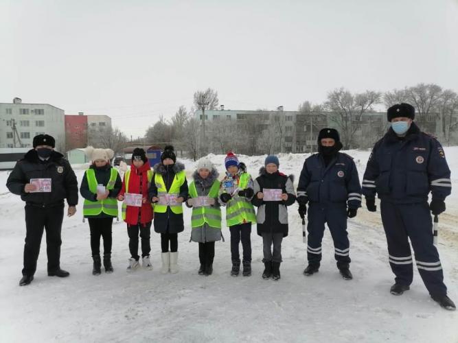 Сотрудники Госавтоинспекции провели акцию «Автокресло»