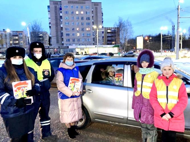 В Татарстане юидовцы отправились в профилактический рейд вместе с сотрудниками ГИБДД