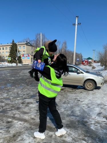 В Ковылкино сотрудники Госавтоинспекции организовали акцию "Грамотный пешеход"