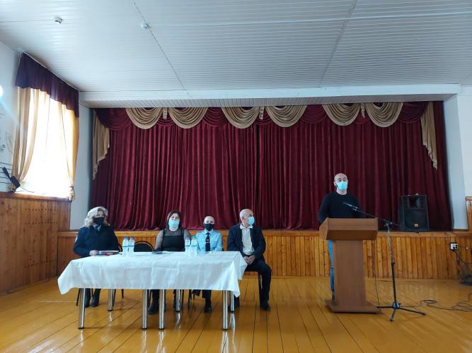 В Сунженской школе сотрудники Госавтоинспекции, педагоги и общественники провели общешкольное родительское собрание