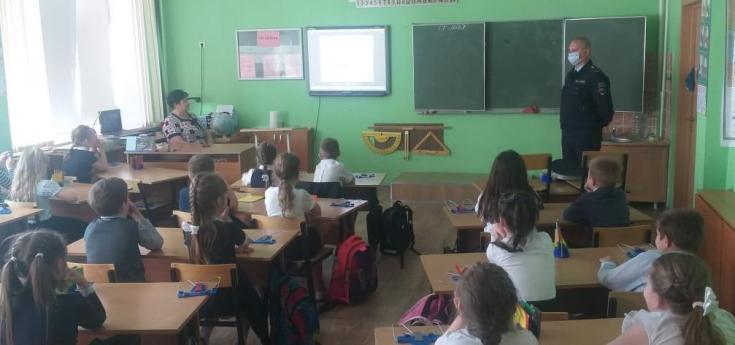 Сотрудниками Госавтоинспекции Калужской области проведено профилактическое мероприятие «Безопасный маршрут»