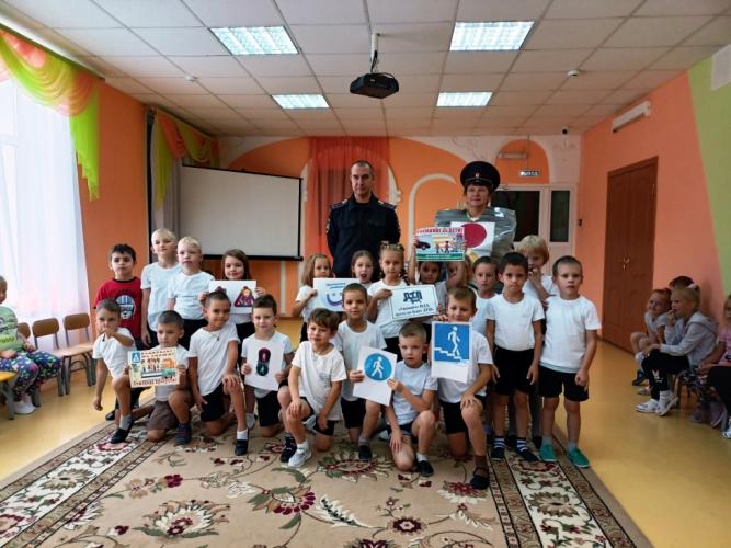 Сотрудники пензенской Госавтоинспекции провели для дошкольников профилактическое мероприятие «Азбука безопасности»