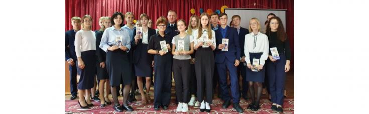 Сотрудники Госавтоинспекции Татарстана проводят обучающие мероприятия по дорожной безопасности для детей