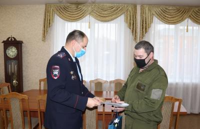 Госавтоинспекция Костромской области наградила самого активного участника «родительского патруля»
