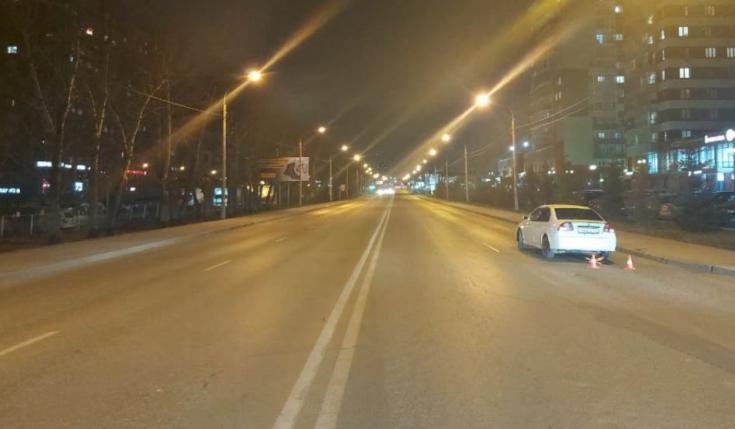 В Красноярске серьезно пострадал школьник, переходивший дорогу в неположенном месте