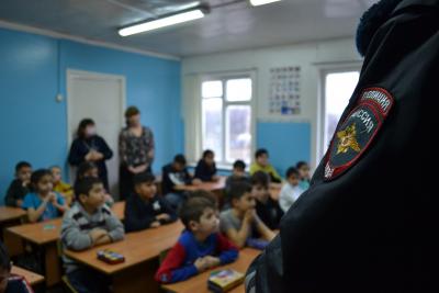 Сотрудники Госатоинспекции провели мероприятие по правилам дорожного движения в начальной школе в п. Калиничи