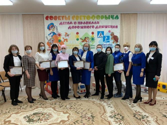 Детский сад "Буратино" принимал в гостях активных участников дорожного движения