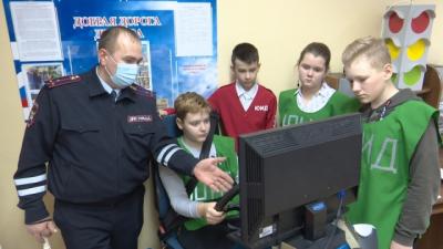 Образовательные программы по подготовке юных инспекторов движения реализуются в Свердловской области