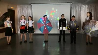 Юные инспекторы Ставрополя приняли участие в «Шоу световозвращающей моды»