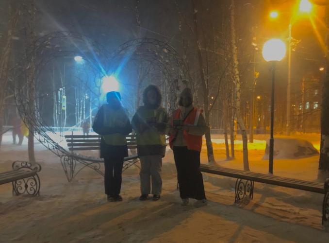 В Оленегорске сотрудники Госавтоинспекции провели профилактическую акцию «Будь заметнее»