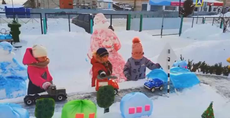 В снежном городке Нурлатской "Елочке" нарушителей ПДД нет!