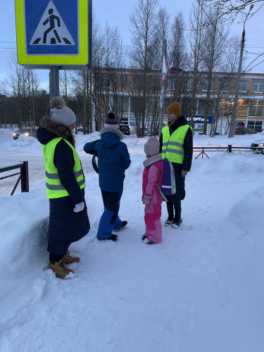 В Мончегорске провели акцию «Безопасность детей – наша ответственность!»