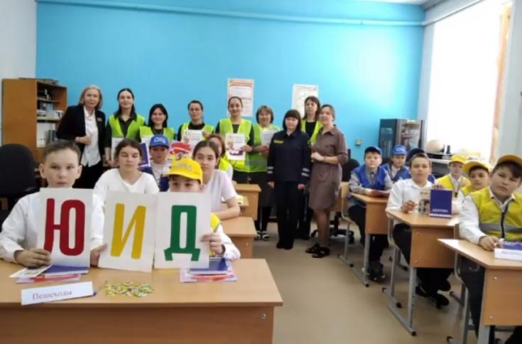 За дело берутся знатоки ПДД