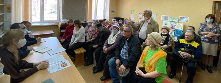 В Татарстане сотрудники Госавтоинспекции провели профилактическое мероприятие с незрячими пешеходами