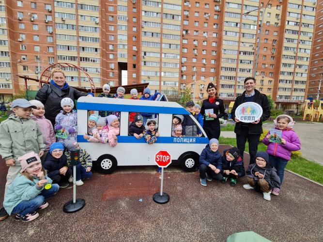 В Московской области автоинспекторы используют интерактивные методы обучения детей дорожной грамоте