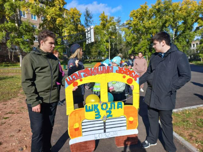 Сотрудники Братской Госавтоинспекции проводят пропагандистские акции для юных пешеходов