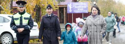В рамках Недели безопасности сотрудники ГИБДД Якутии проводят для школьников познавательные экскурсии