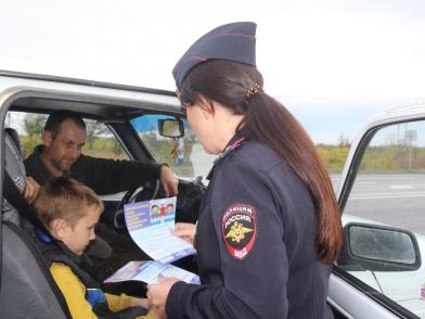 На участке федеральной трассы «Сызрань-Саратов-Волгоград» прошло профилактическое мероприятие "Соблюдая правила - сохраняем жизнь!"