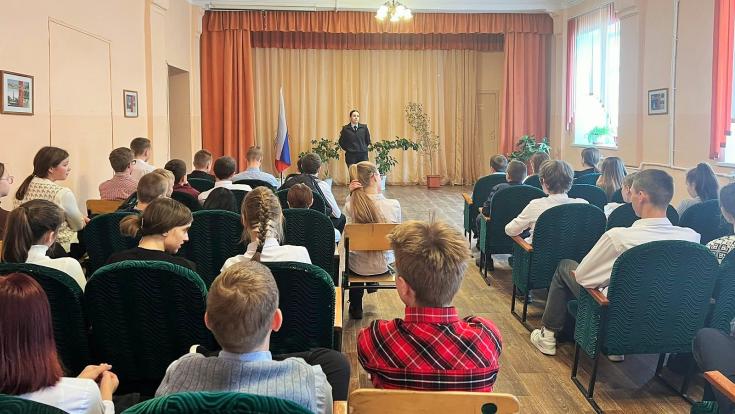 В Липецкой области школьникам рассказывают о достоинствах световозвращателей