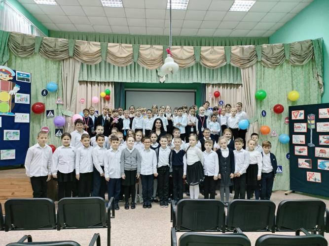 В Ростовской области был проведен праздник «Посвящение первоклассников в пешеходы»