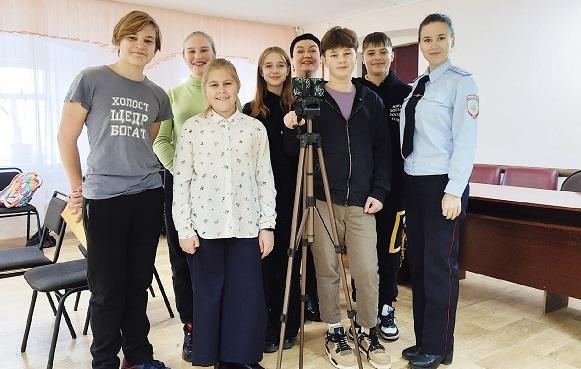 На Кубани юные журналисты присоединяются к пропаганде безопасности дорожного движения