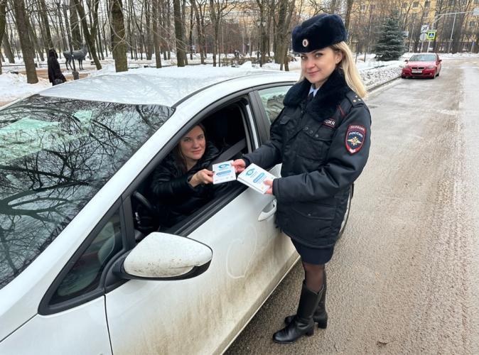 «Все внимание на дорогу!»: акцию под таким названием провели дорожные полицейские в Смоленске.