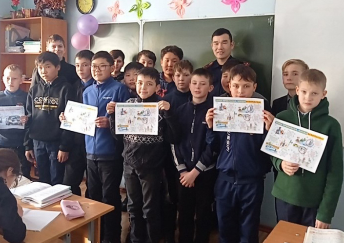 Автоинспекторы Тарбагатайского района провели профилактическую акцию «По зимней дороге – без ДТП»