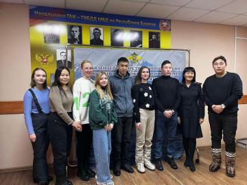 В рамках Всероссийской акции «Студенческий десант» в Госавтоинспекции Бурятии состоялся «День открытых дверей»