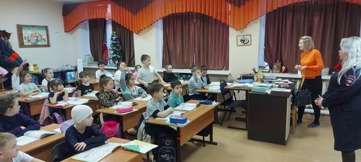 Суходольские школьники встретились с дорожными полицейскими