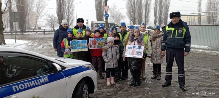 На территории города Новошахтинска Ростовской области проведена социально-значимая акция «Ребенок – главный пассажир»