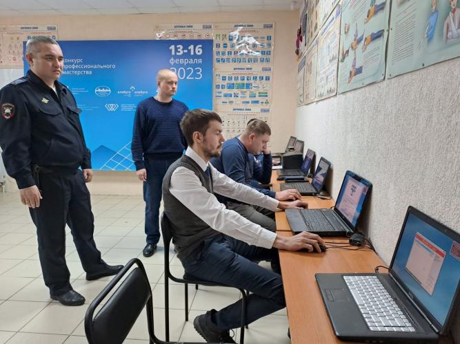 В Елабуге прошли соревнования по профессиональному мастерству среди водителей, имеющих категории С и D