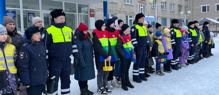 В Нижнекамске прошел совместный рейд Госавтоинспекции и юных инспекторов движения