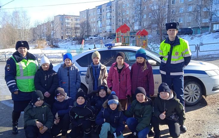 Сотрудники Госавтоинспекции Соликамского и Карагайского городских округов провели мероприятие «Безопасный двор»