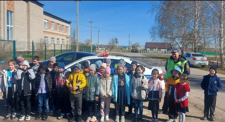 В ГБОУ СОШ с. Калиновка состоялась встреча с сотрудниками Госавтоинспекции Сергиевского района