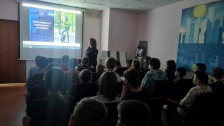 Сотрудники Госавтоинспекции Тольятти провели профилактическое мероприятие в городской детской больнице