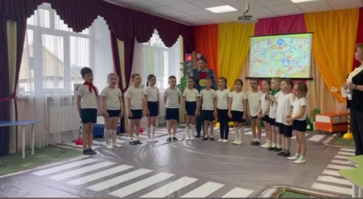 Квест игра по ПДД в детском саду Нурлатского района