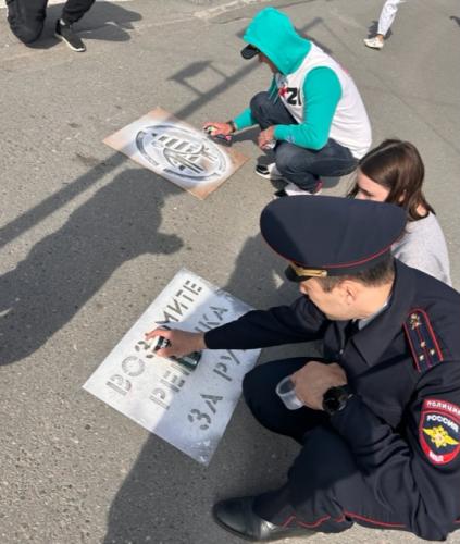 В Мурманске сотрудники Госавтоинспекции провели акцию «Внимательный пешеход»