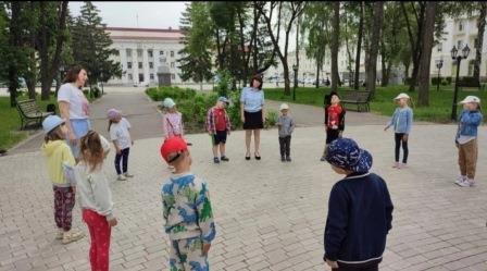 Всероссийская акция «Зарядка со стражами порядка».